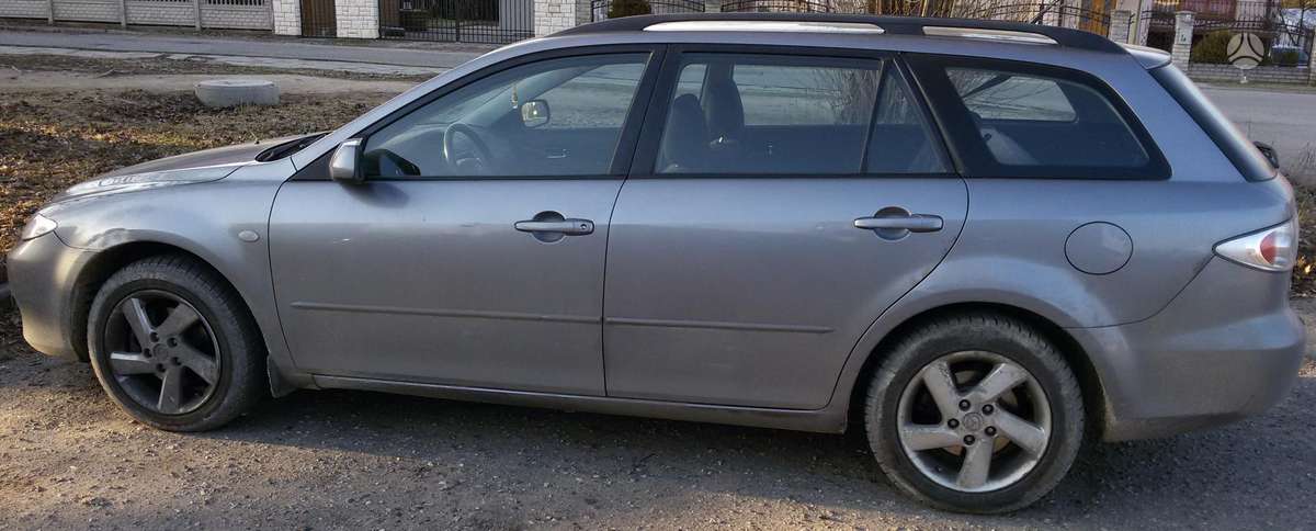 Mazda 6 variklio detalės