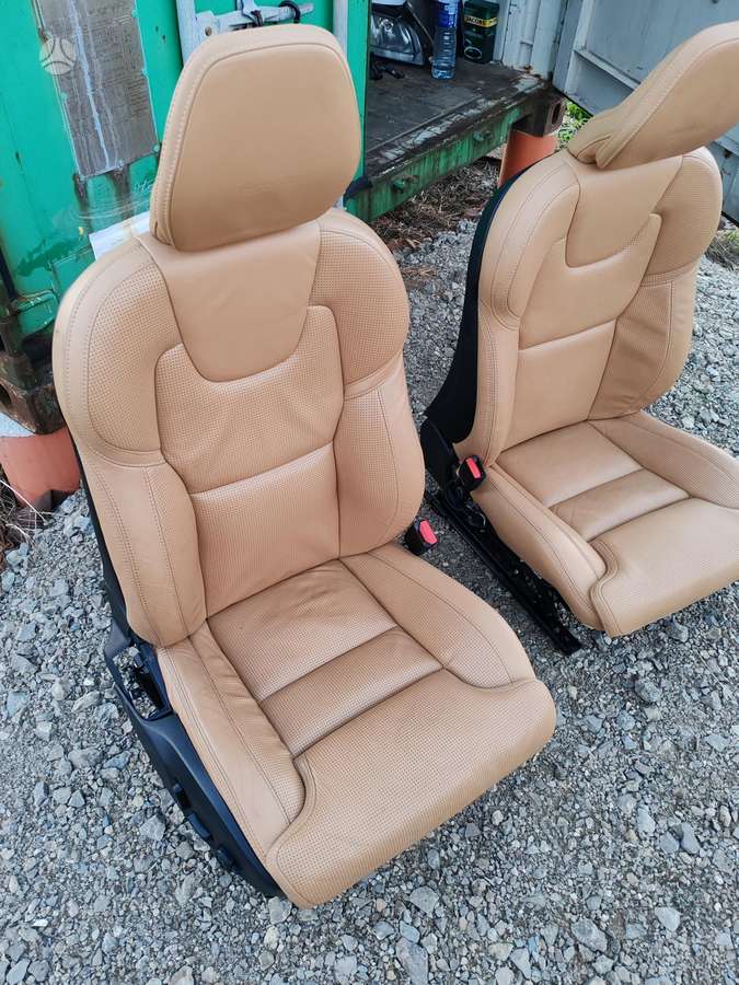 Volvo V60 durų apmušalai, sėdynės