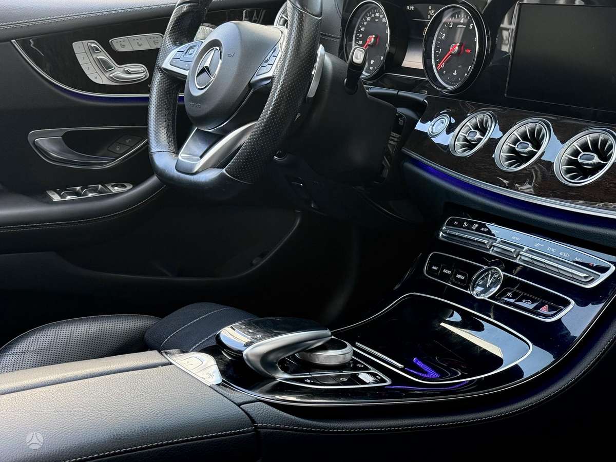 Mercedes-Benz E400, 3.0 l., Кабриолет