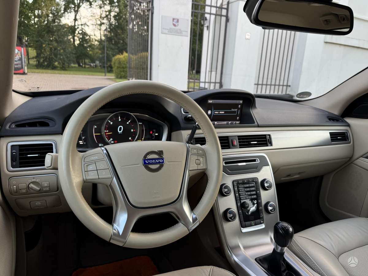 Volvo XC70, 2.4 l., wagon