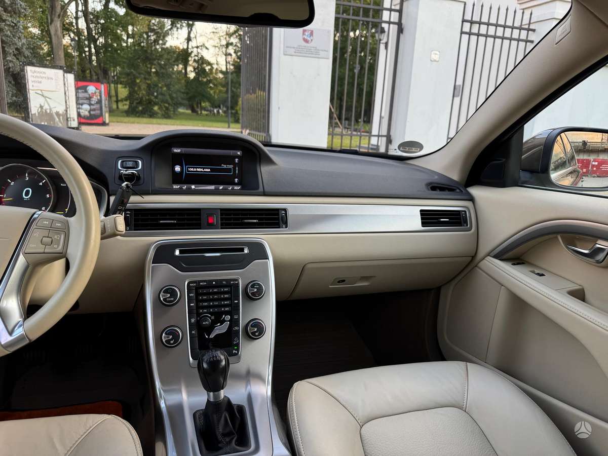 Volvo XC70, 2.4 l., Универсал