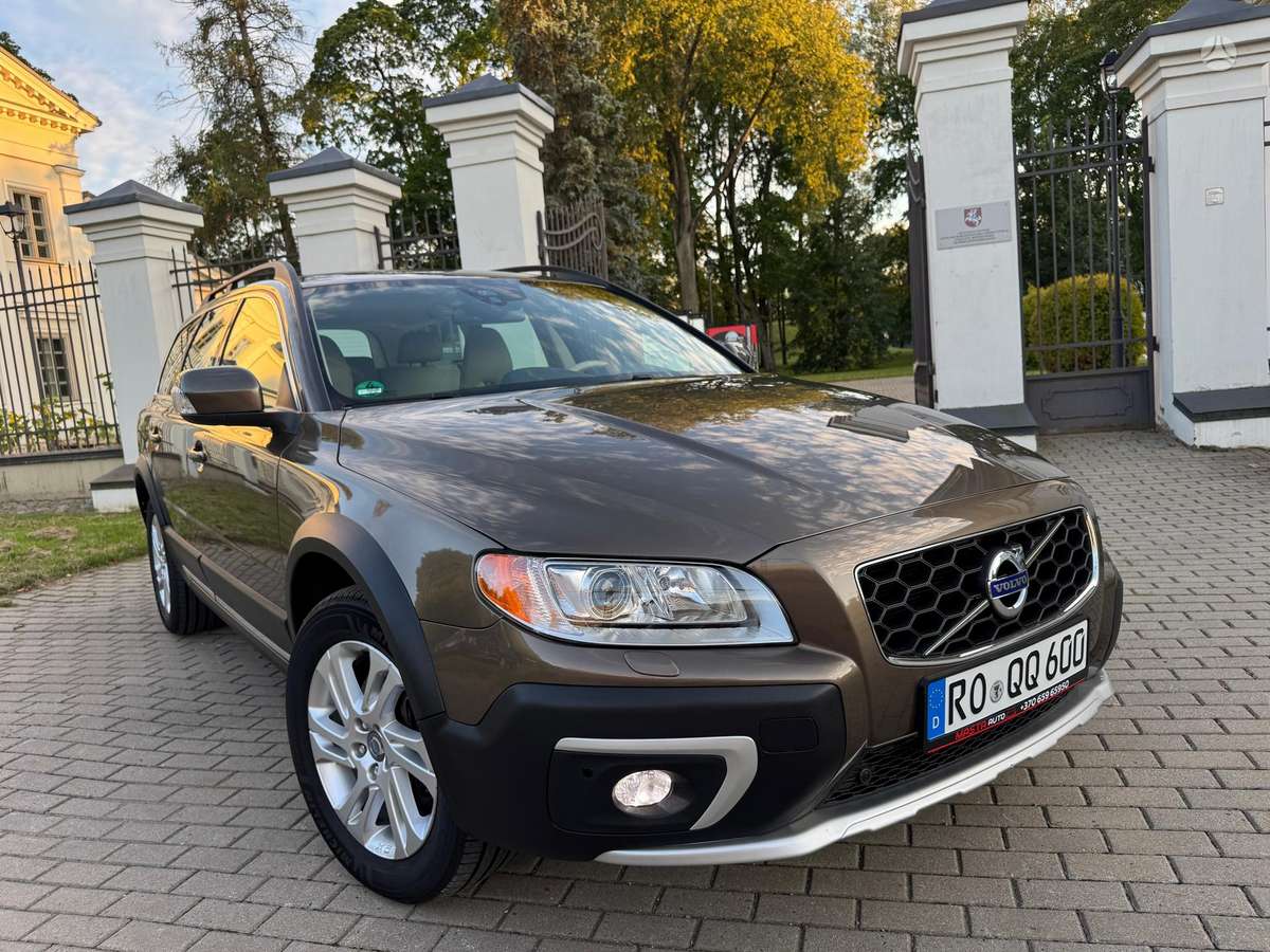 Volvo XC70, 2.4 l., wagon