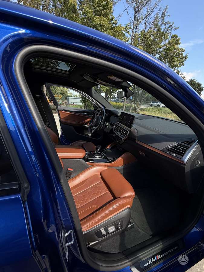 BMW X4 M, 3.0 l., off-road / crossover