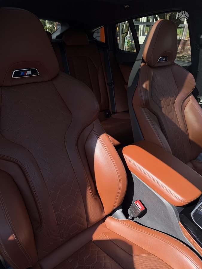BMW X4 M, 3.0 l., off-road / crossover