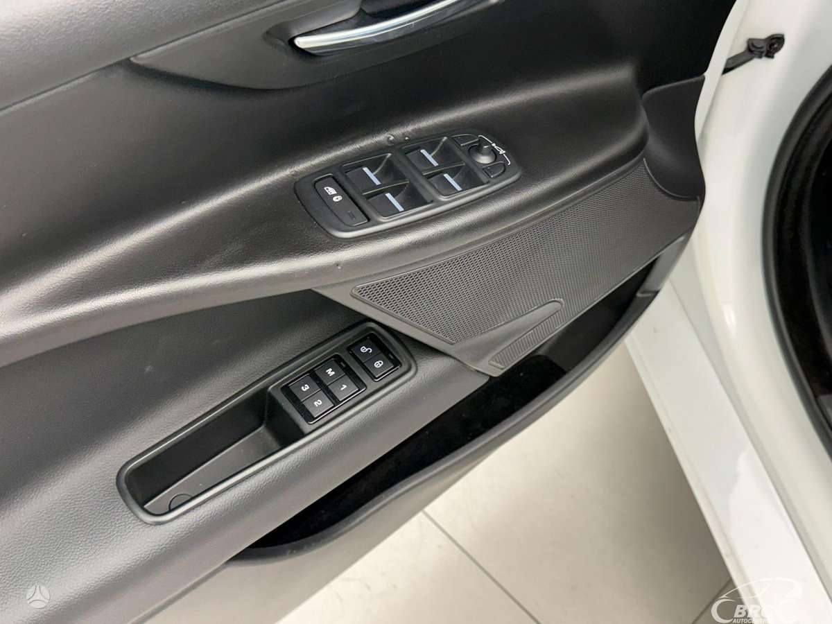 Jaguar XE, 2.0 l., Седан