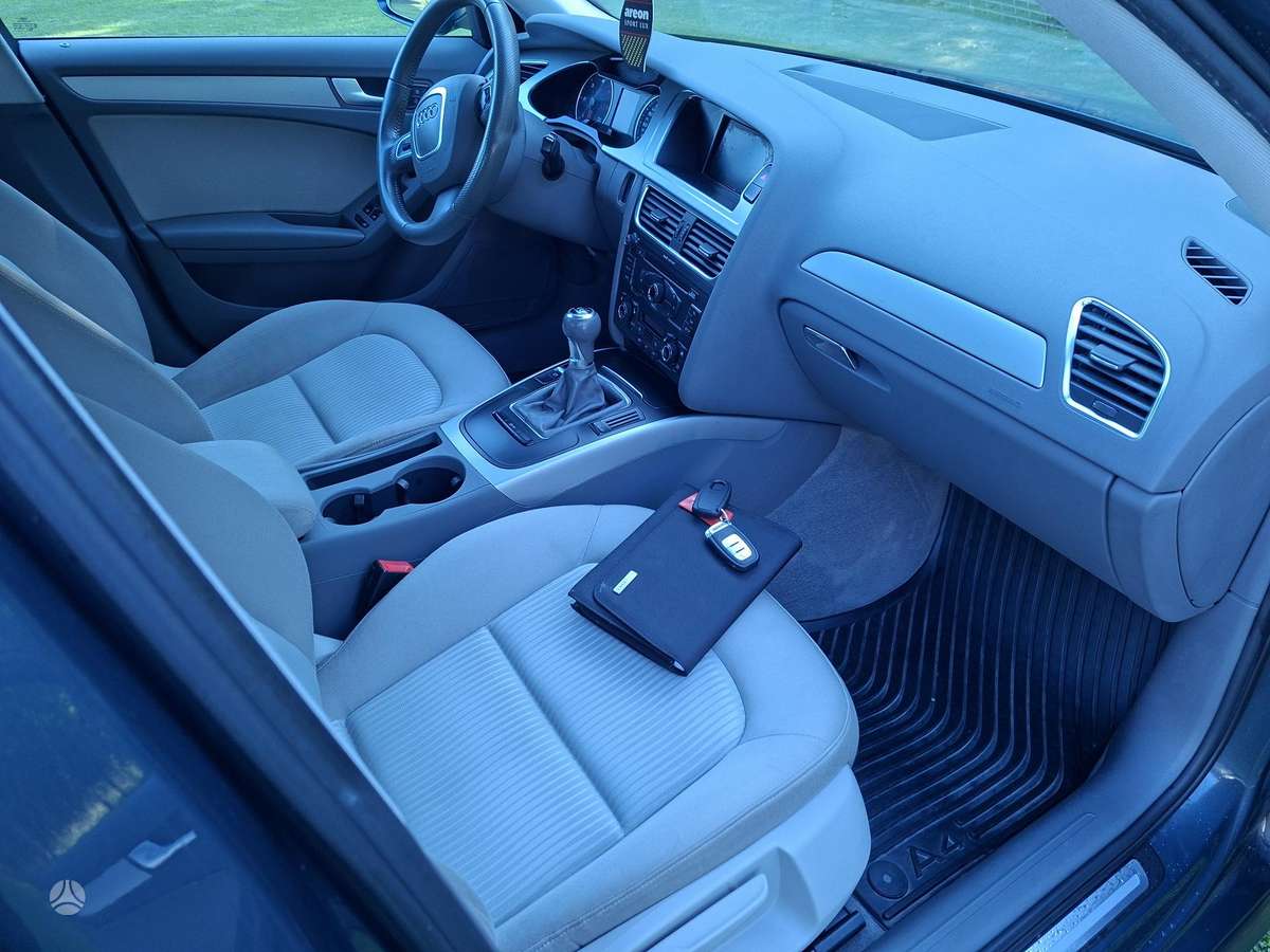 Audi A4, 2.0 l., Универсал