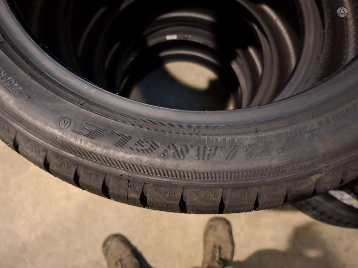 Triangle PL02, зимние 225/45 R18