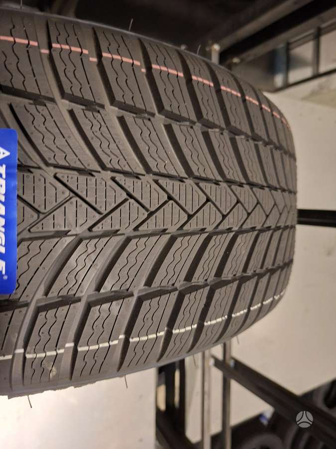 Triangle TW421, winter 235/50 R20