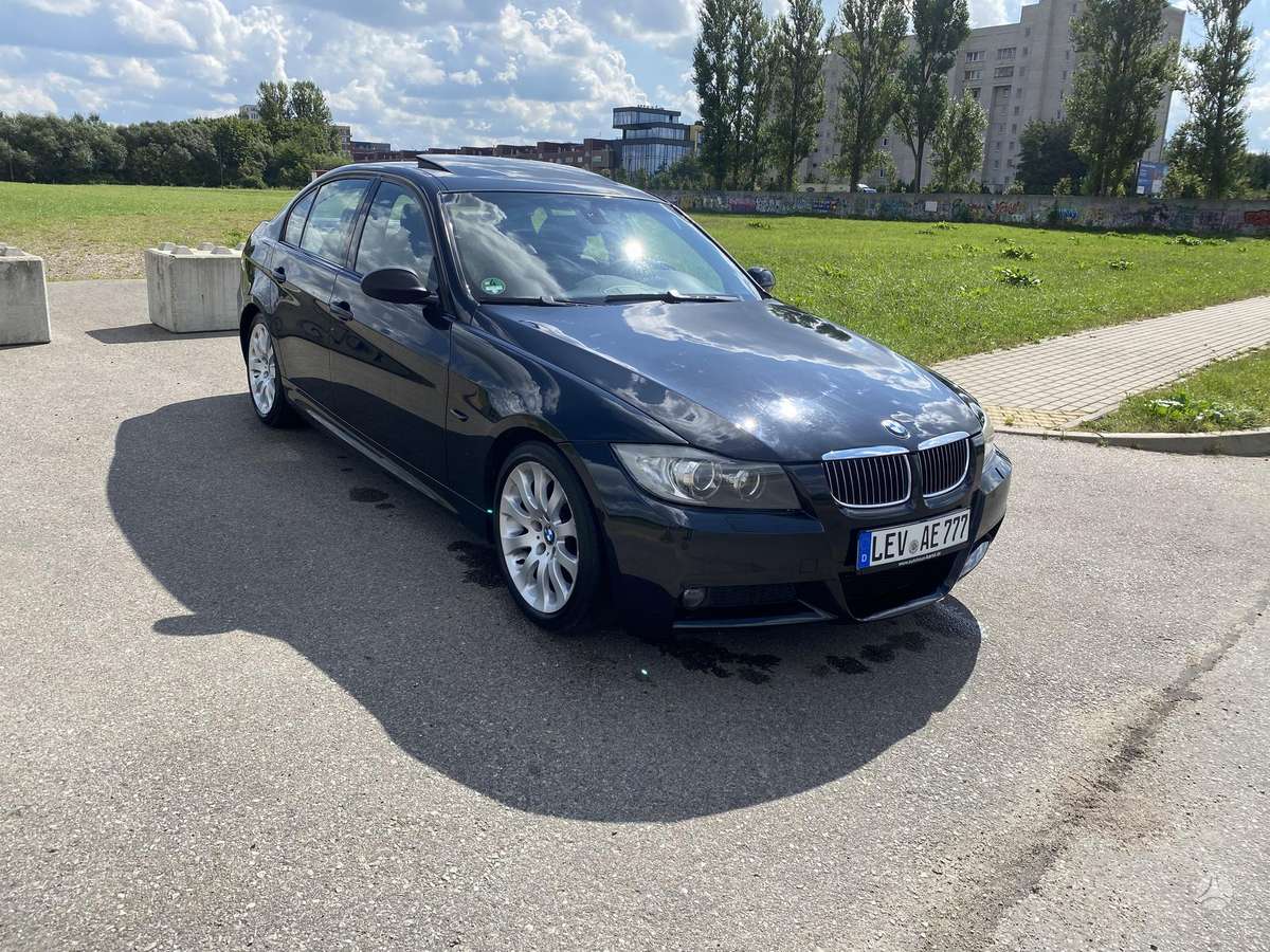 BMW 325, 3.0 l., Седан