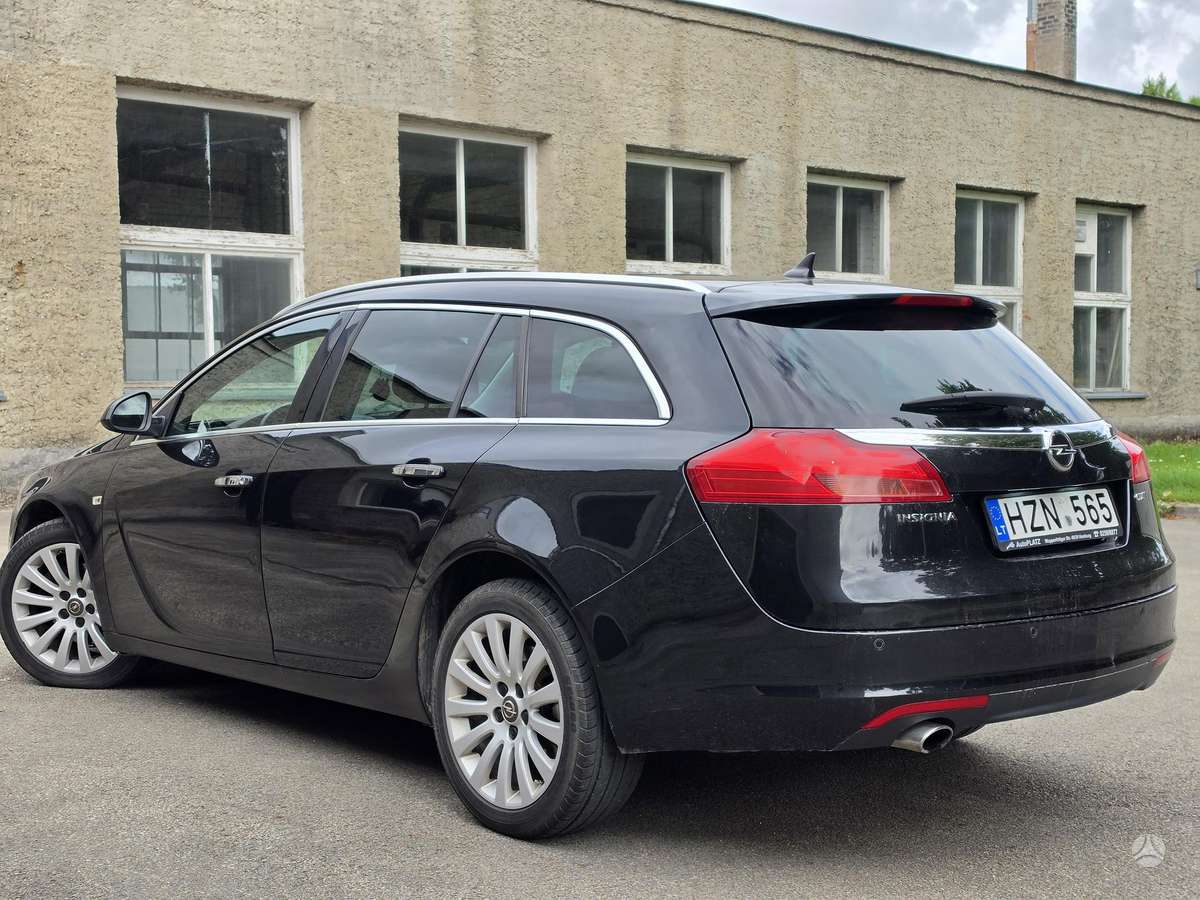Opel Insignia, 2.0 l., Универсал