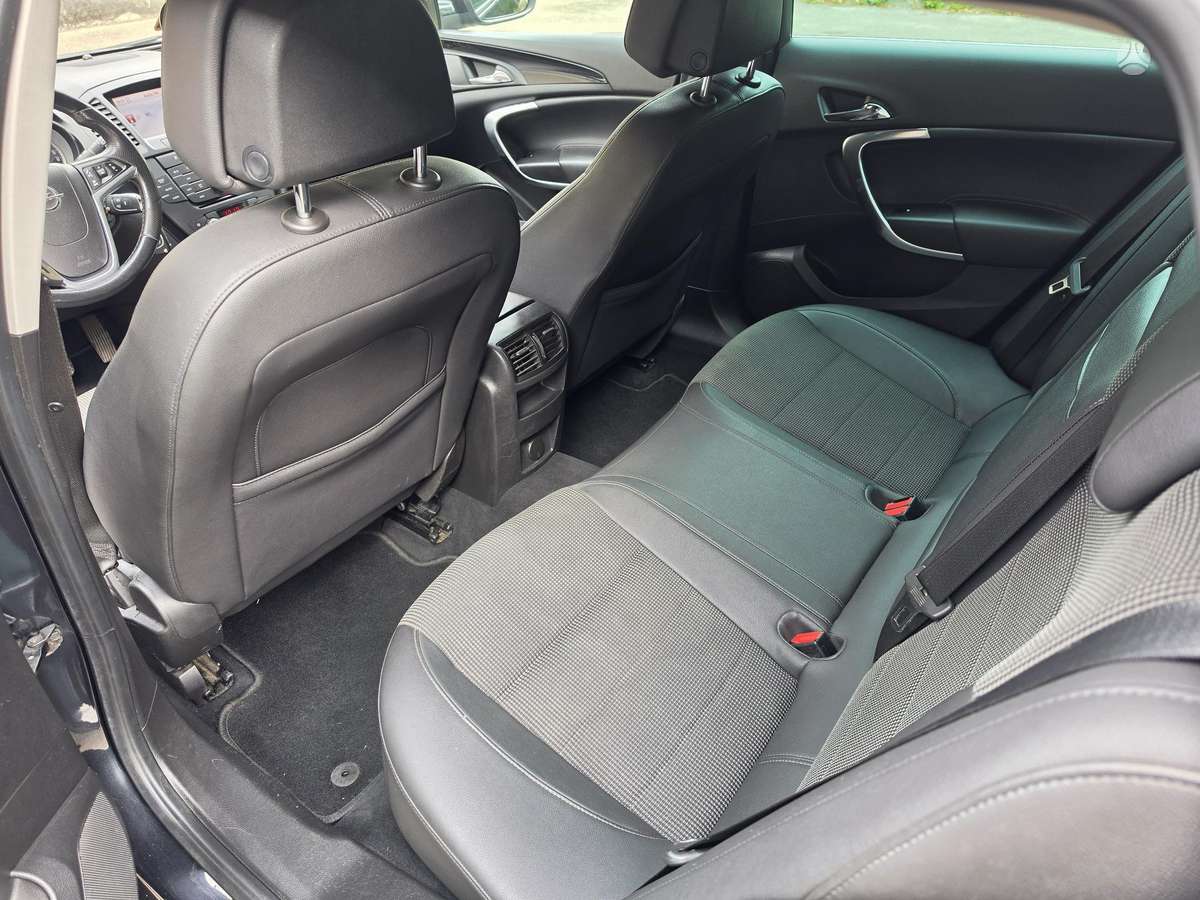 Opel Insignia, 2.0 l., Универсал