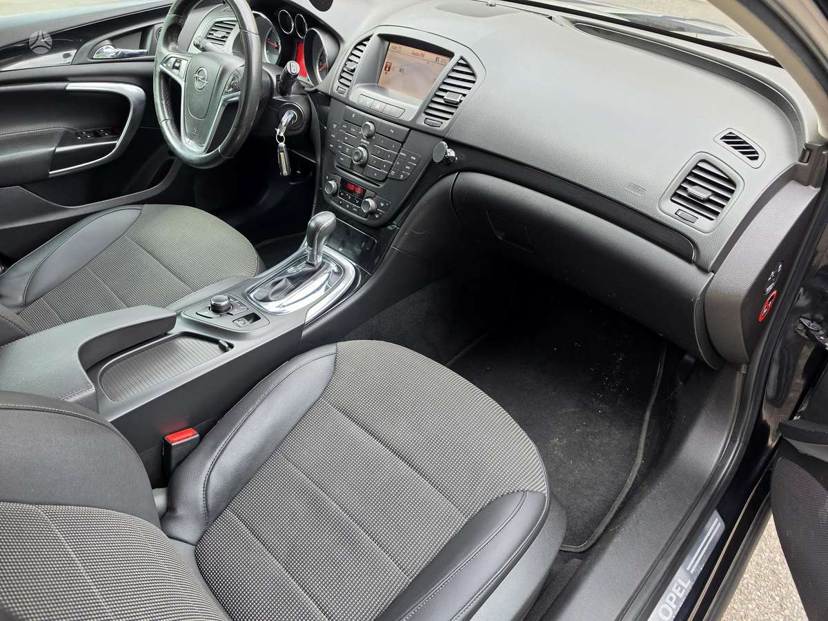 Opel Insignia, 2.0 l., Универсал