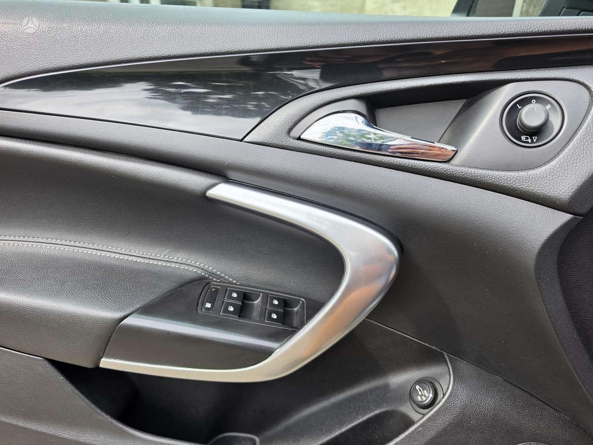 Opel Insignia, 2.0 l., Универсал