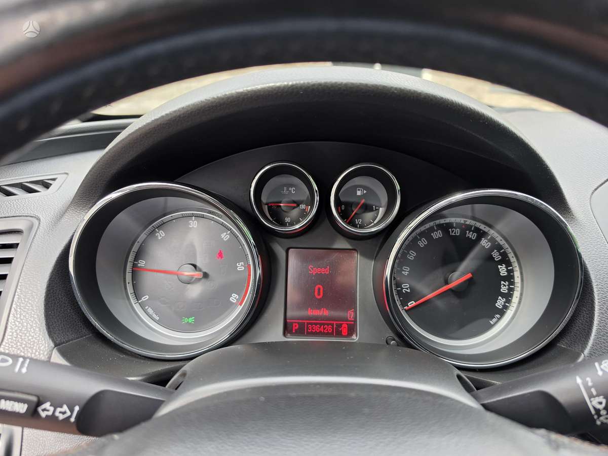 Opel Insignia, 2.0 l., Универсал