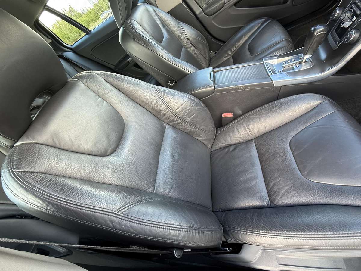Volvo V60, 2.4 l., universalas