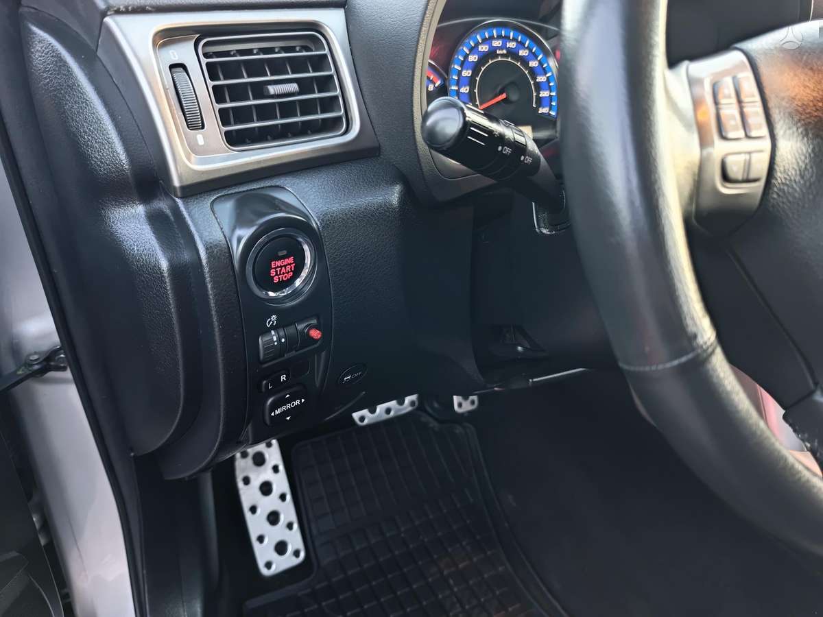 Subaru Forester, 2.5 l., off-road / crossover