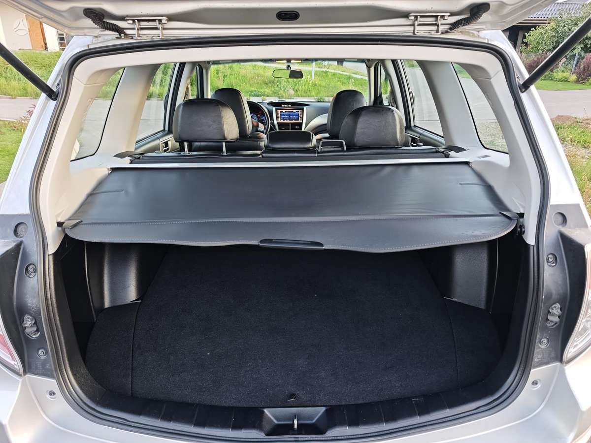 Subaru Forester, 2.5 l., Внедорожник / Кроссовер