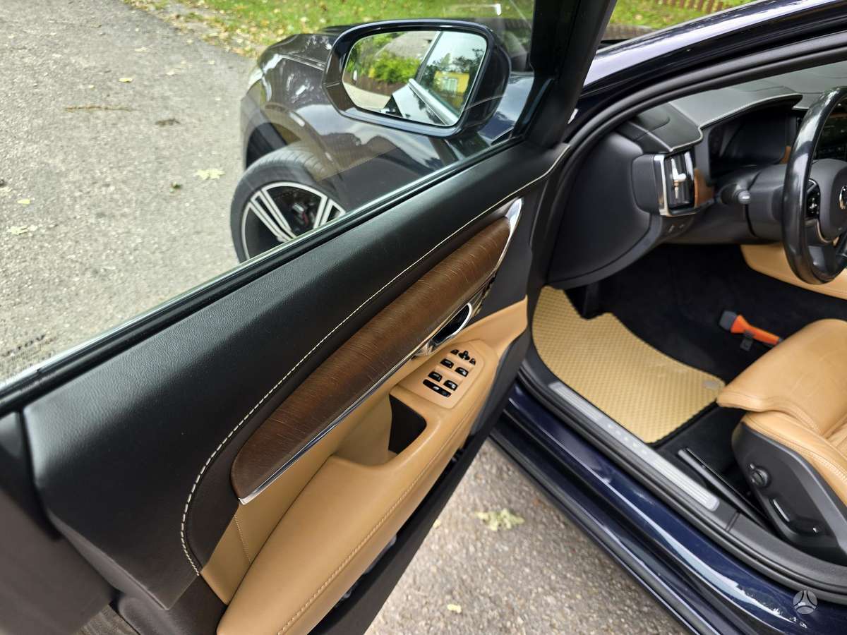 Volvo V90 - 10