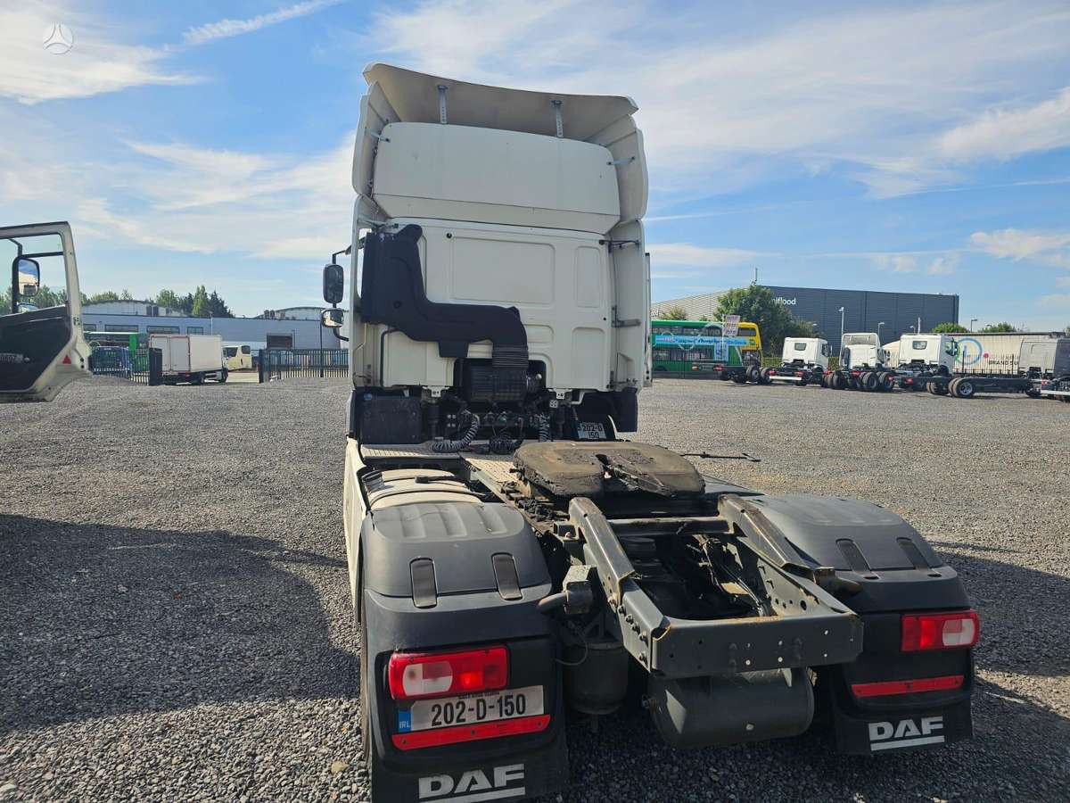 DAF CF430, 2 miegamosios vietos