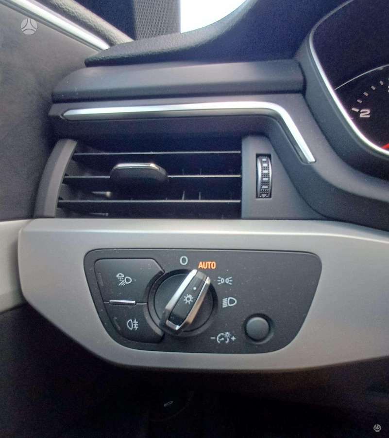 Audi A4, 2.0 l., Универсал