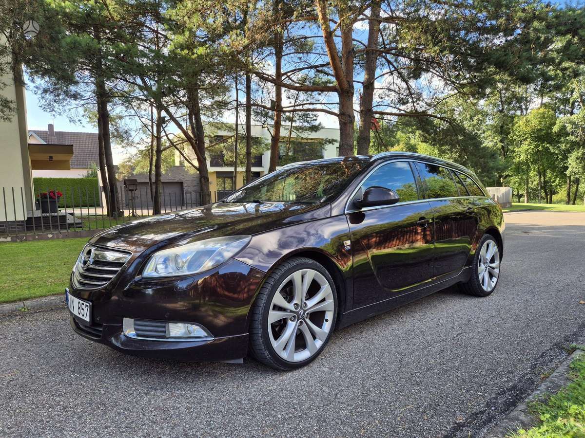 Opel Insignia, 2.0 l., wagon