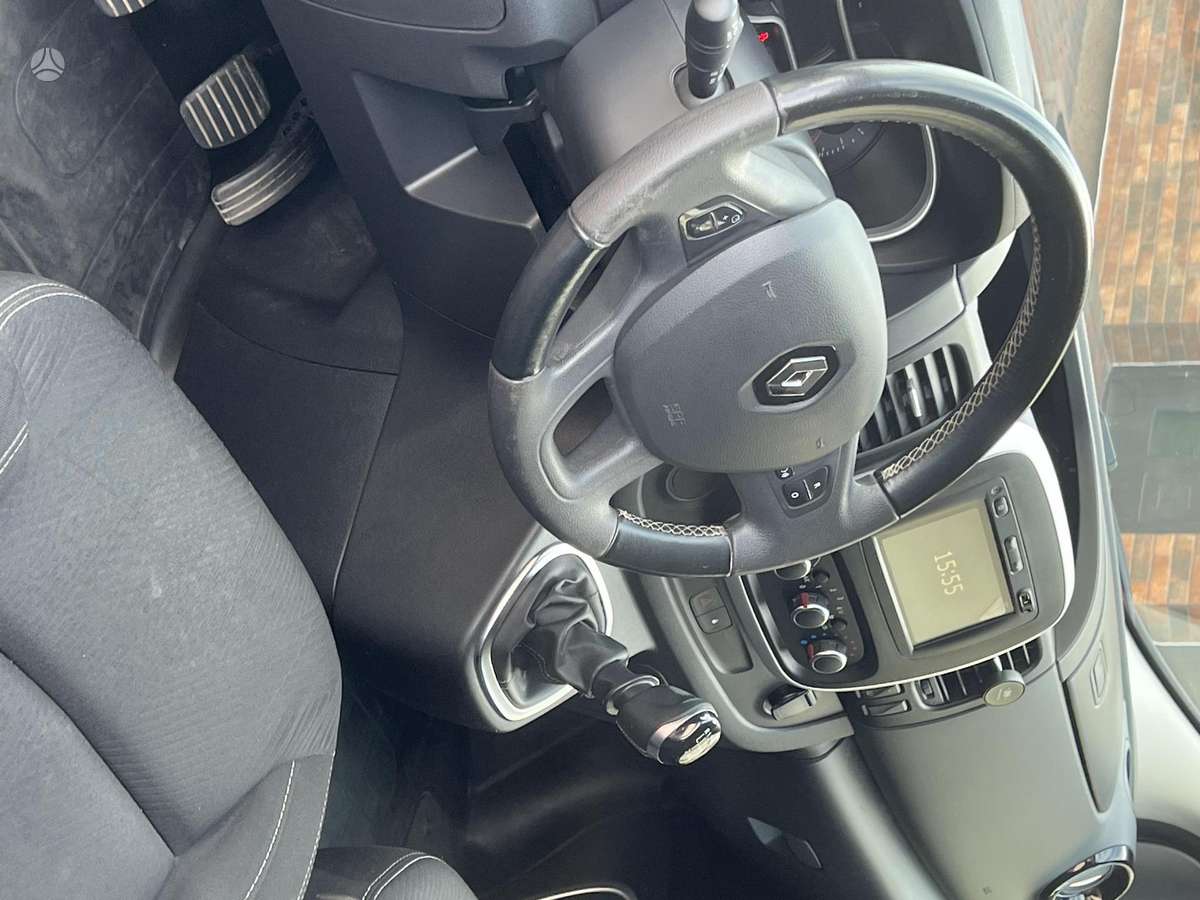 Renault Trafic, 2.0 l., mpv / minivan