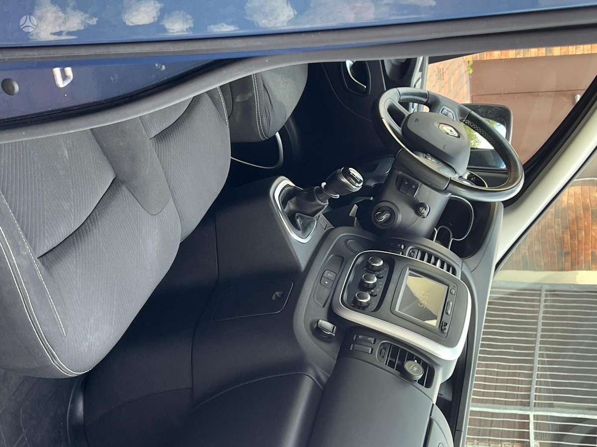 Renault Trafic, 2.0 l., mpv / minivan
