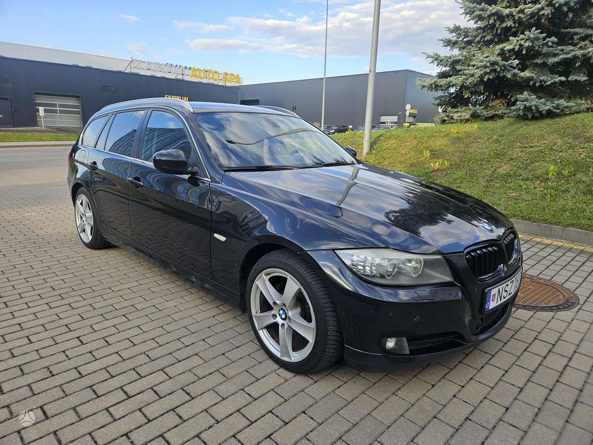 BMW 330, 3.0 l., Универсал