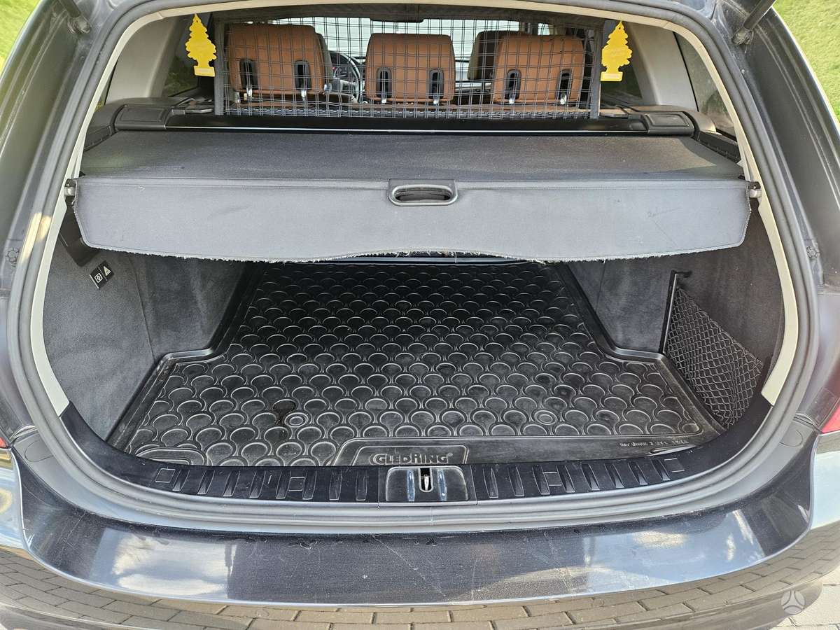 BMW 330, 3.0 l., Универсал