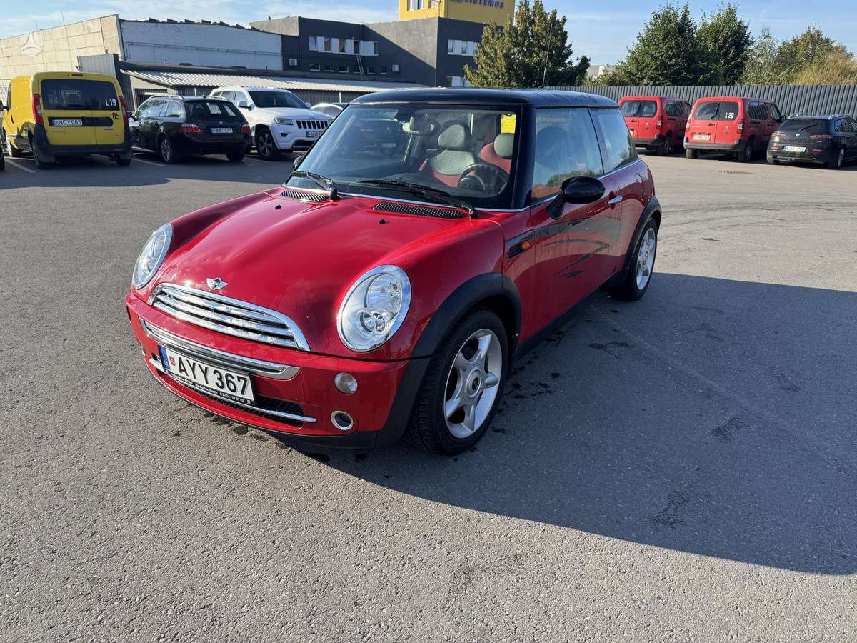 Mini Cooper, 1.6 l., hatchback