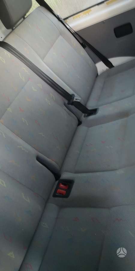 Volkswagen Transporter - 9