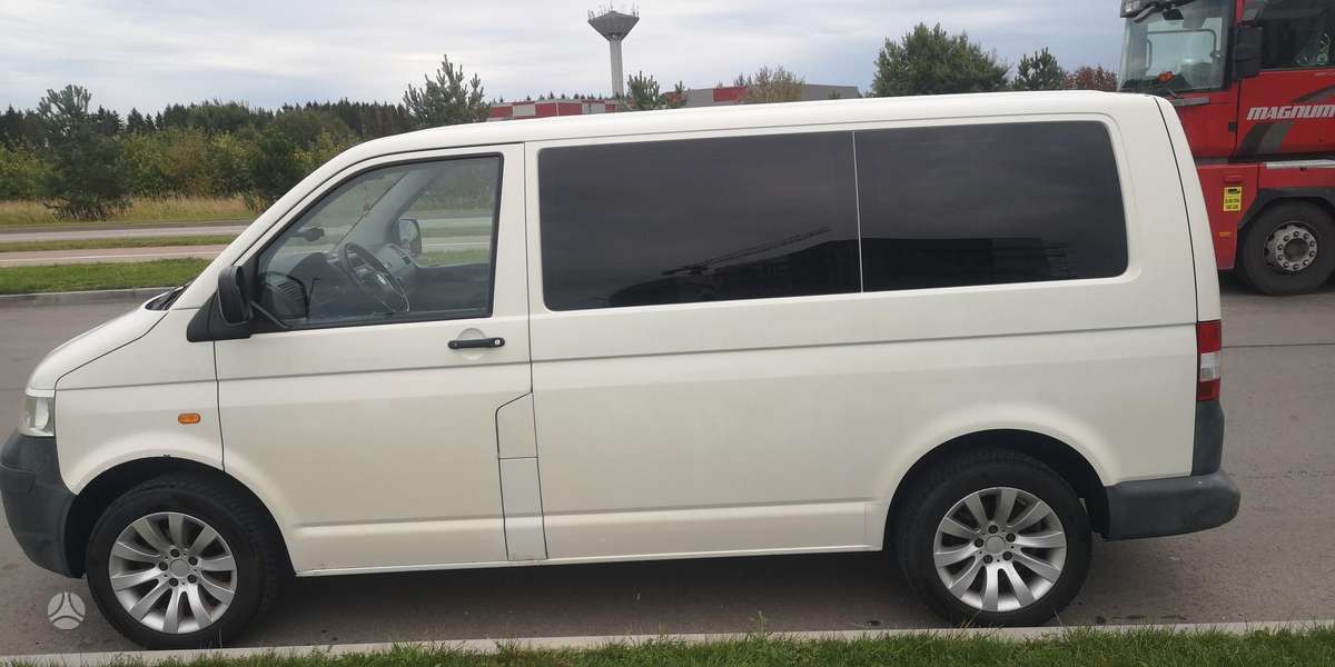 Volkswagen Transporter - 2