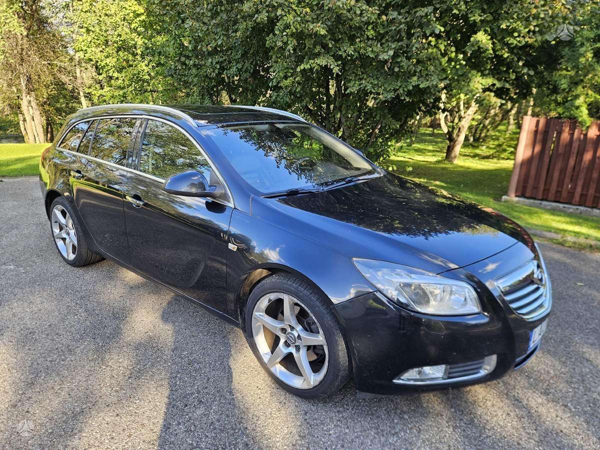 Opel Insignia, 2.0 l., universalas