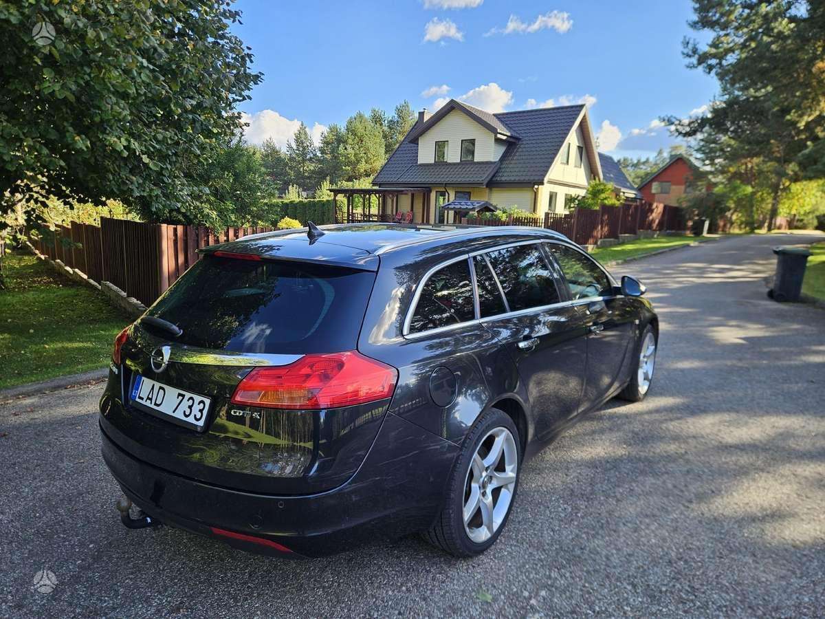Opel Insignia, 2.0 l., universalas