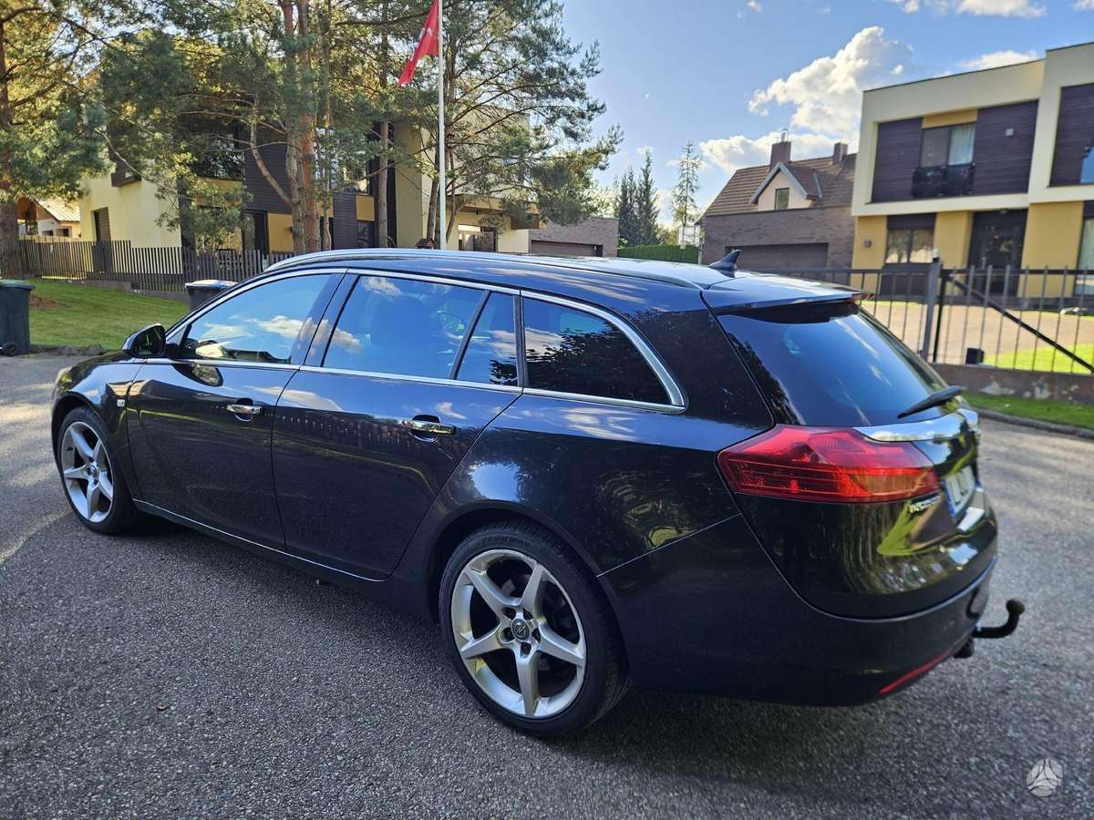 Opel Insignia, 2.0 l., wagon