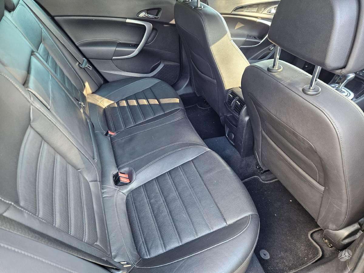 Opel Insignia, 2.0 l., universalas