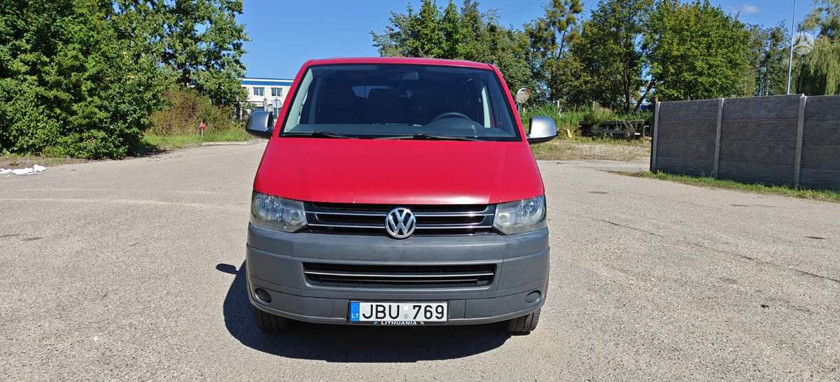 Volkswagen Transporter - 1