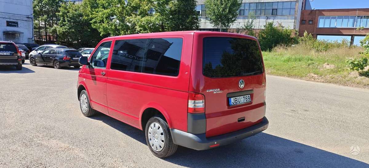 Volkswagen Transporter - 5