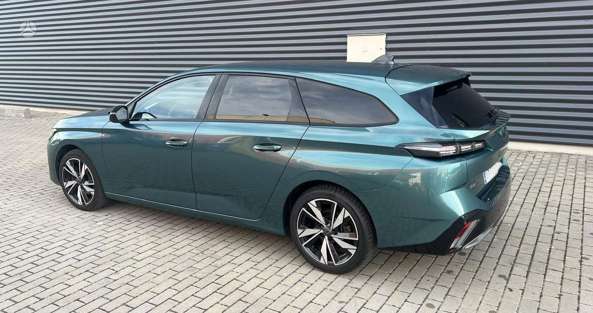 Peugeot 308, 1.2 l., Универсал