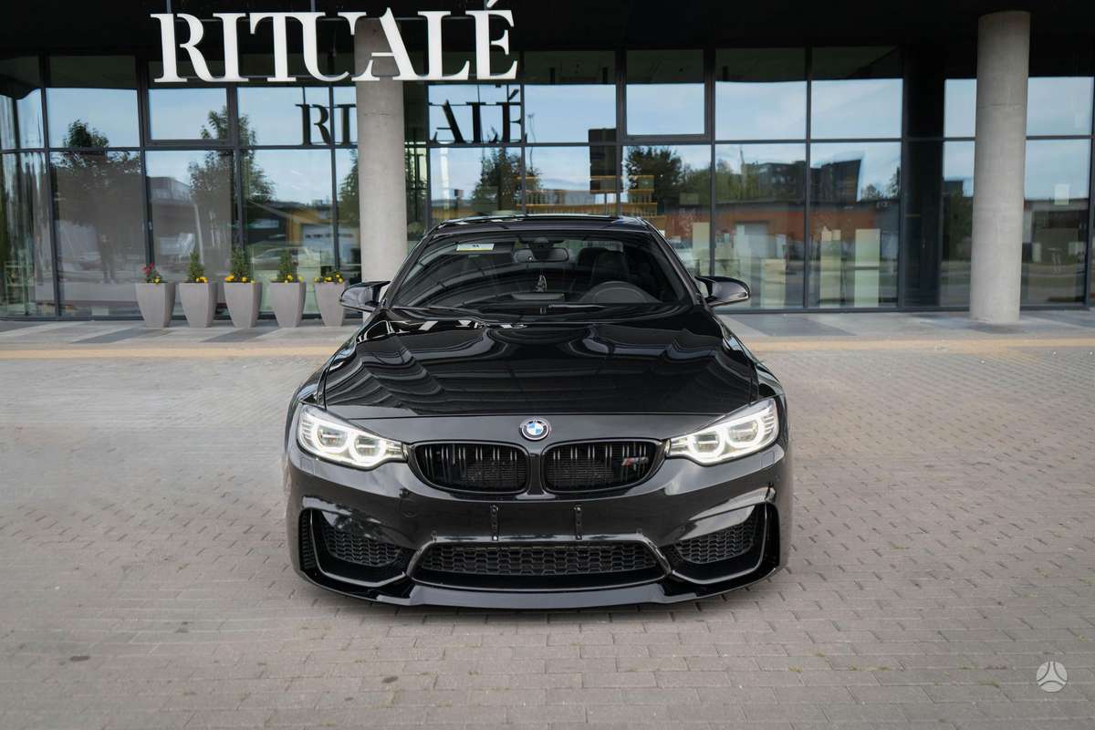 BMW M4, 3.0 l., coupe