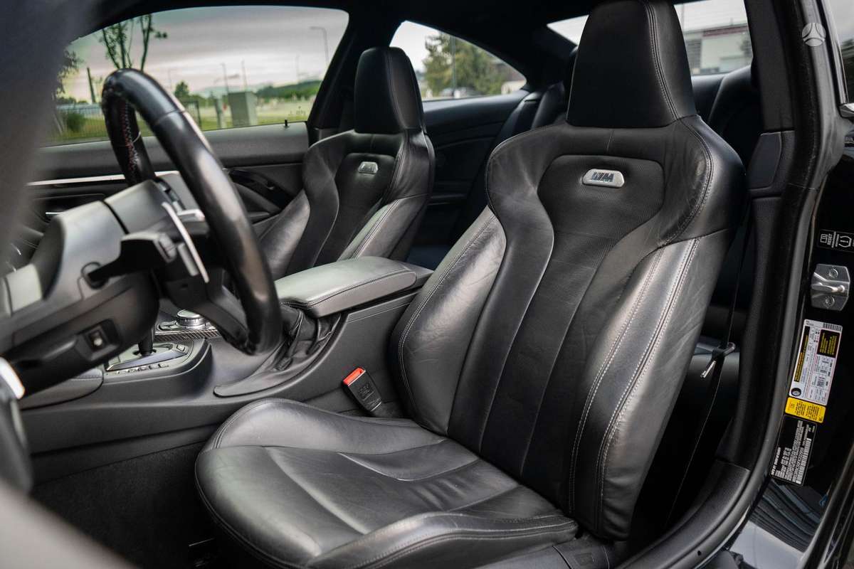 BMW M4, 3.0 l., coupe