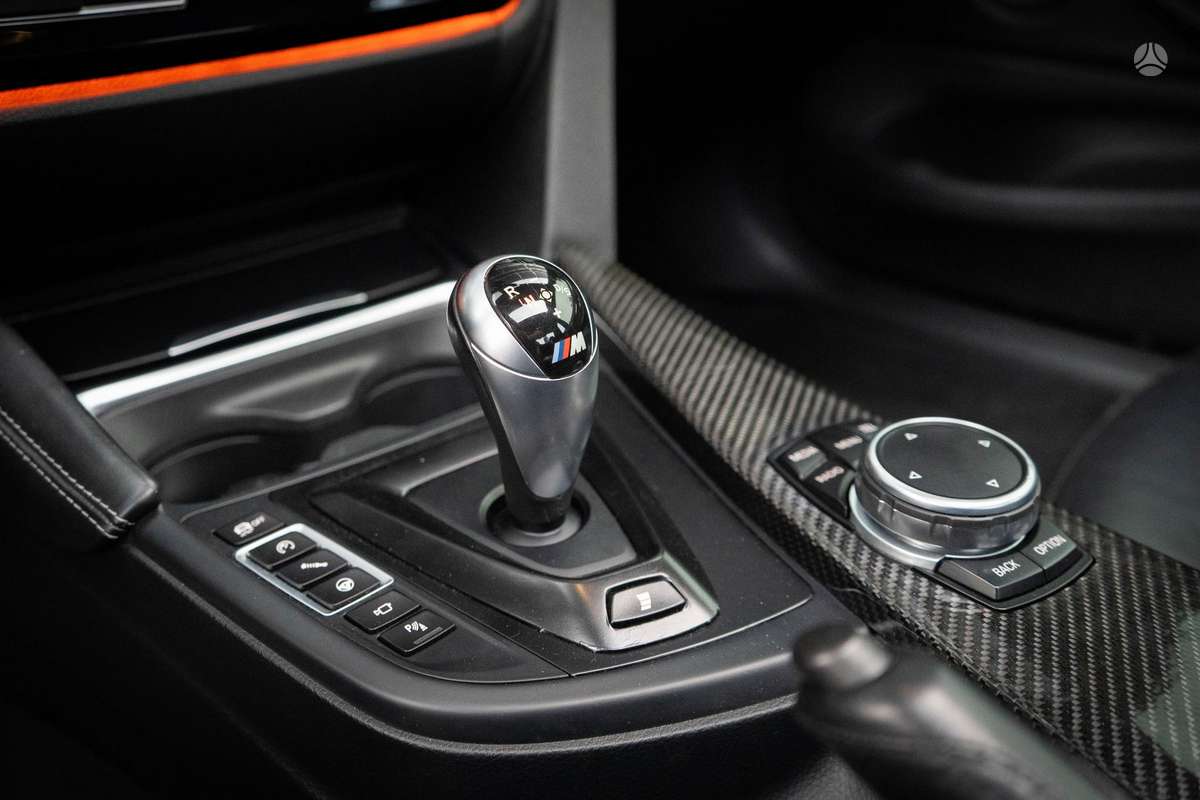 BMW M4, 3.0 l., coupe