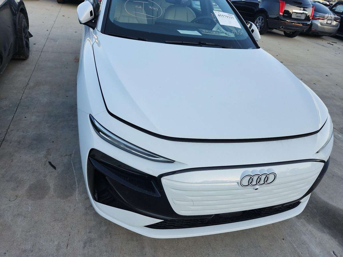 Audi A6 e-tron, sedanas