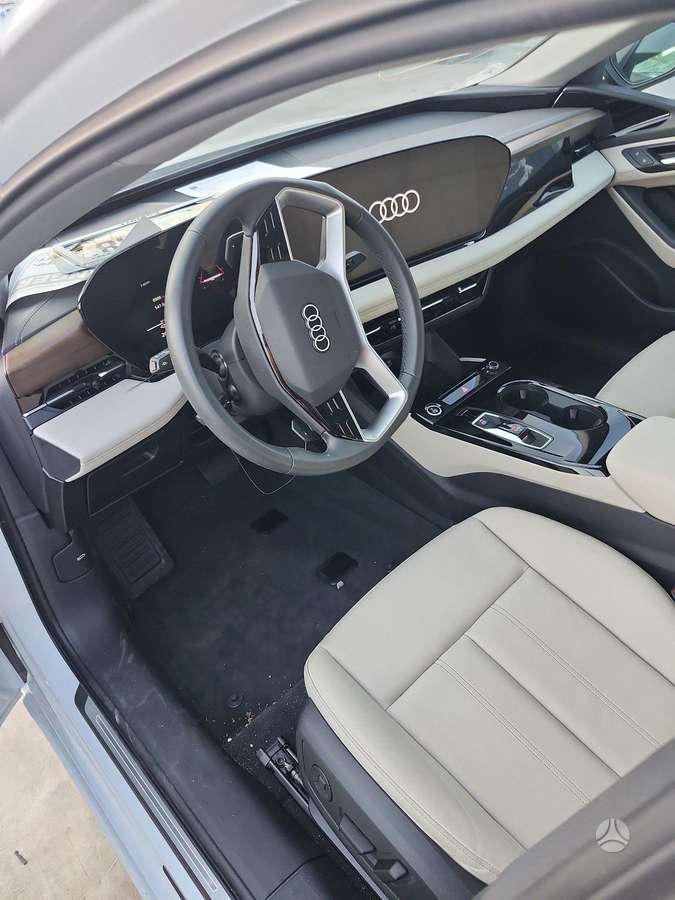 Audi A6 e-tron, Седан