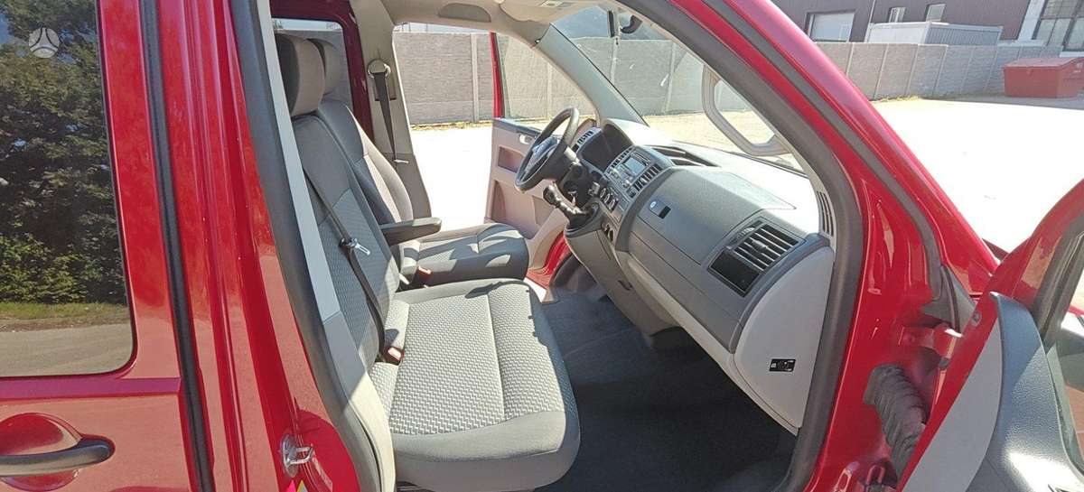 Volkswagen Transporter - 10