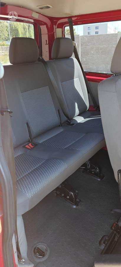Volkswagen Transporter - 12