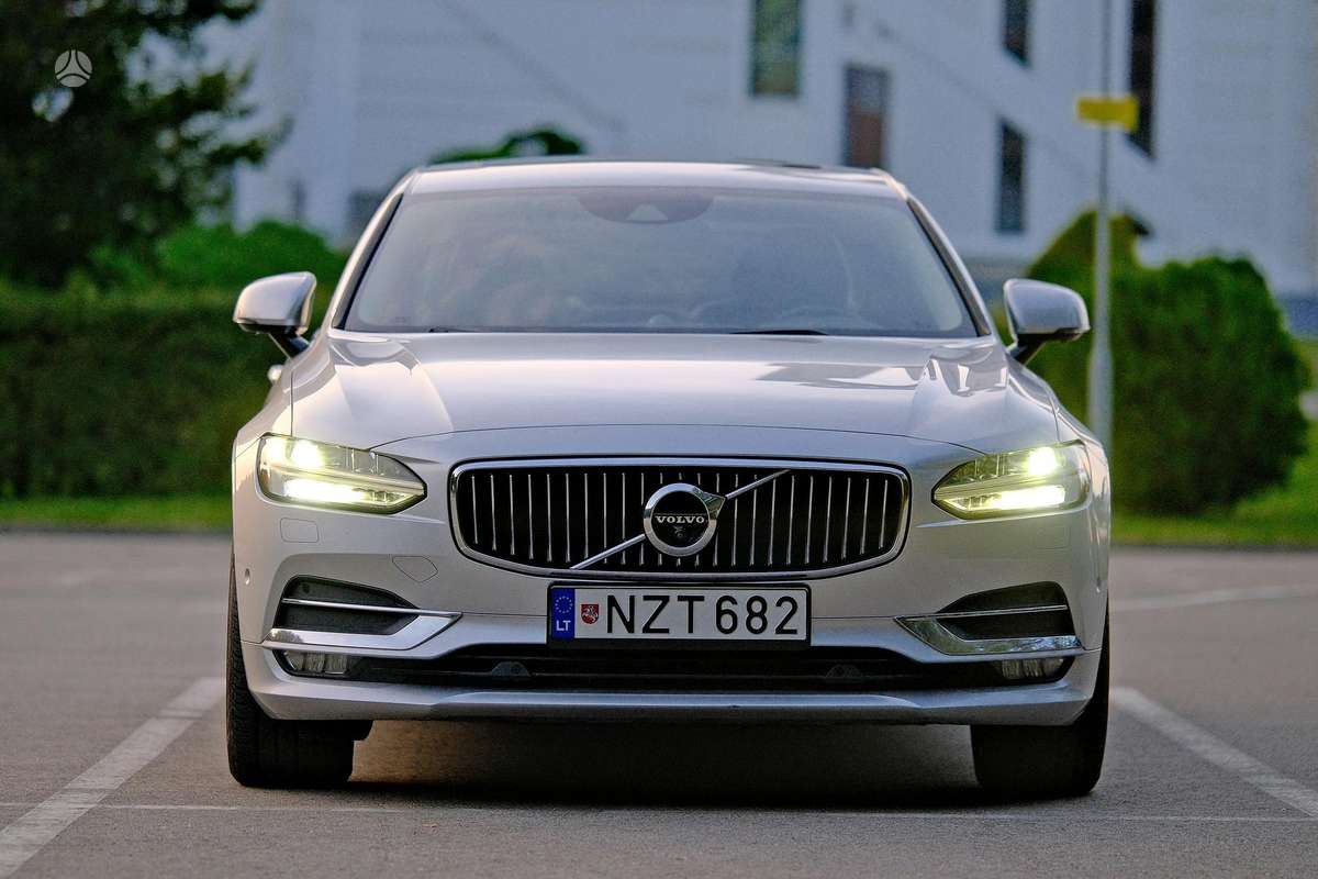 Volvo S90 - 6