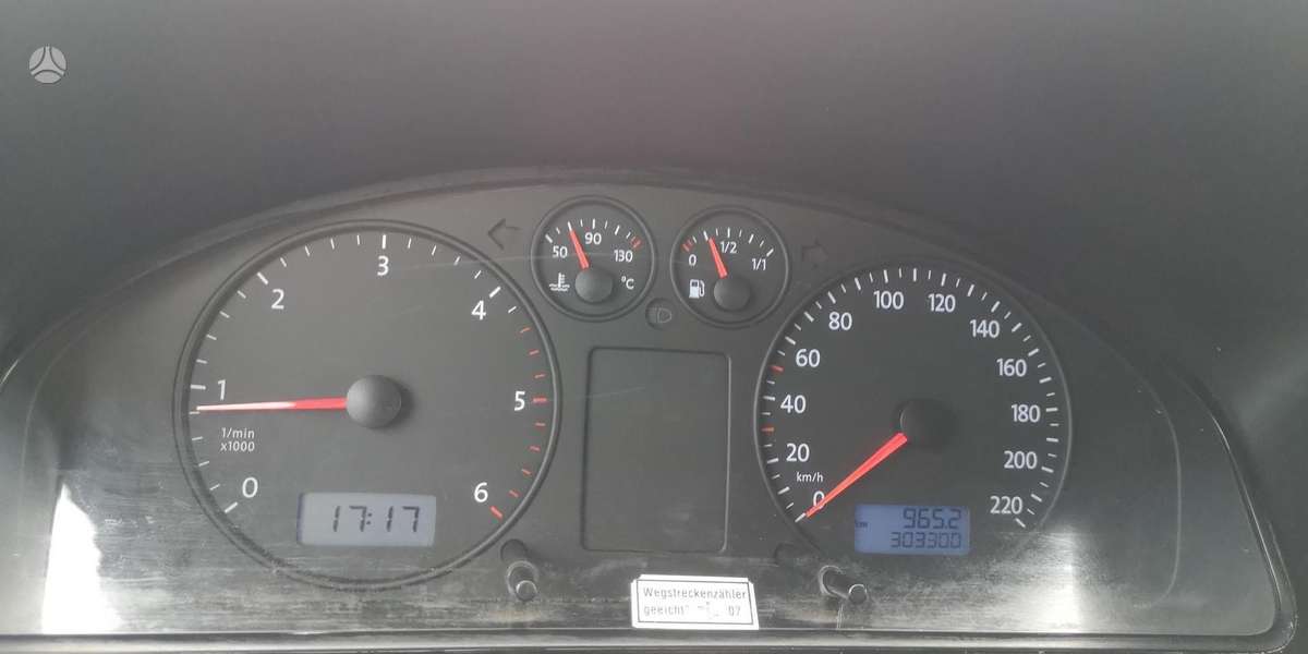Volkswagen Transporter - 8