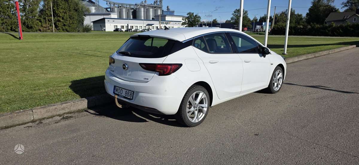 Opel Astra, 1.6 l., Хэтчбек