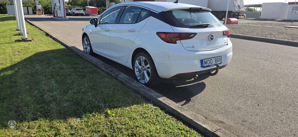 Opel Astra, 1.6 l., Хэтчбек